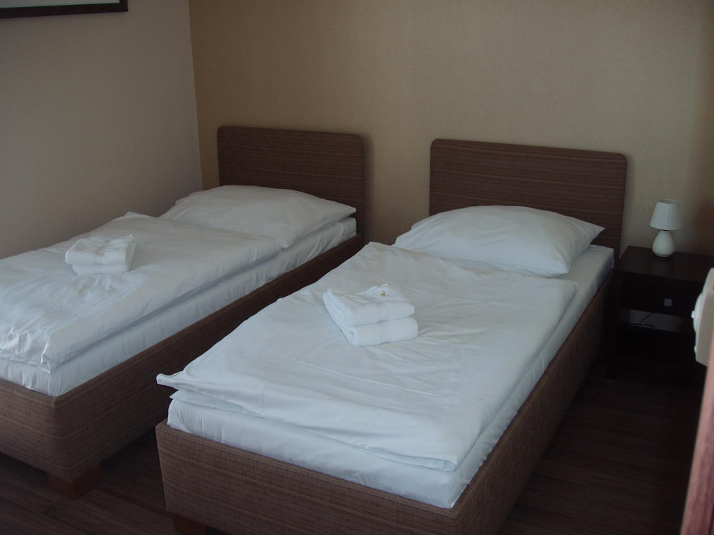 Hotel Predium Vráble Cameră foto