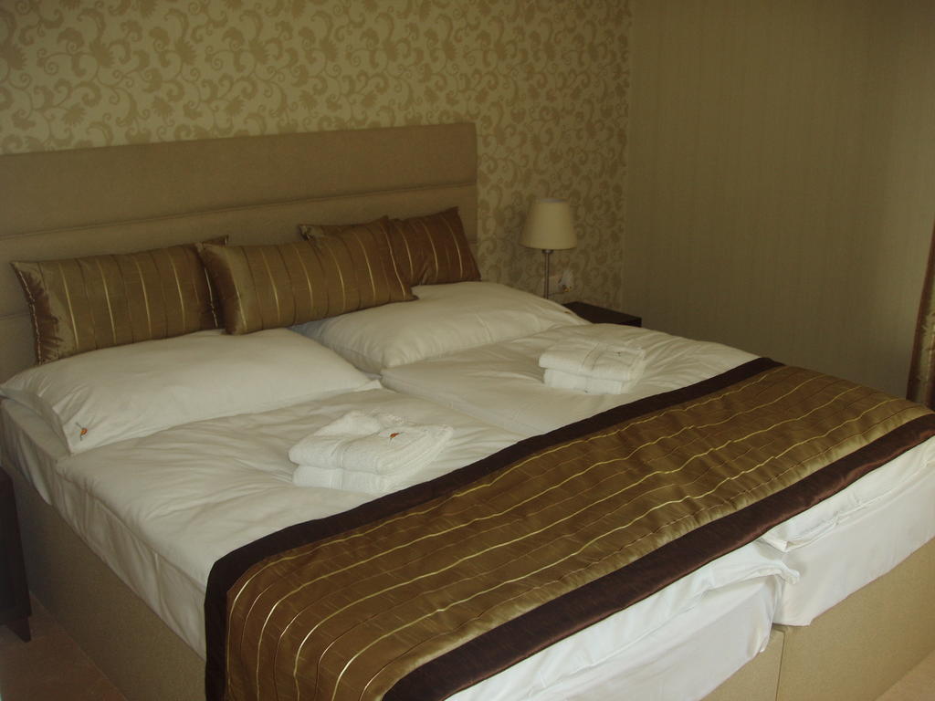 Hotel Predium Vráble Cameră foto
