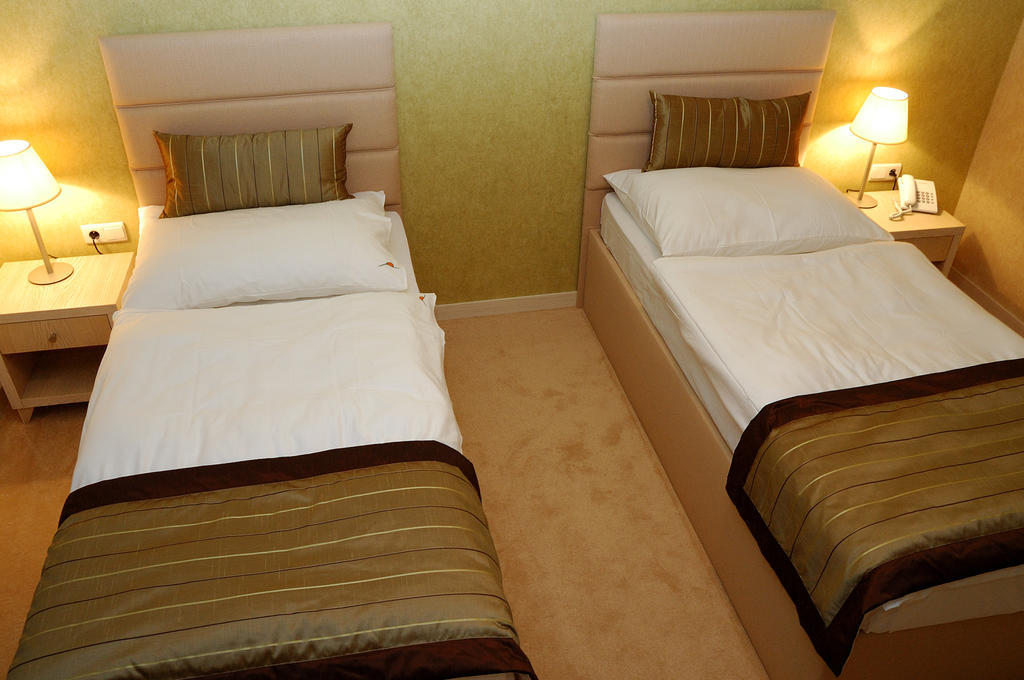 Hotel Predium Vráble Cameră foto