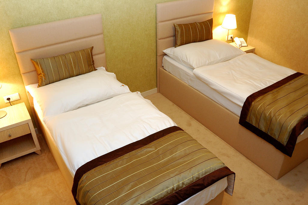 Hotel Predium Vráble Cameră foto